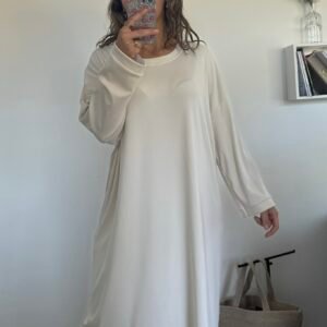 Robe légère blanc cassé