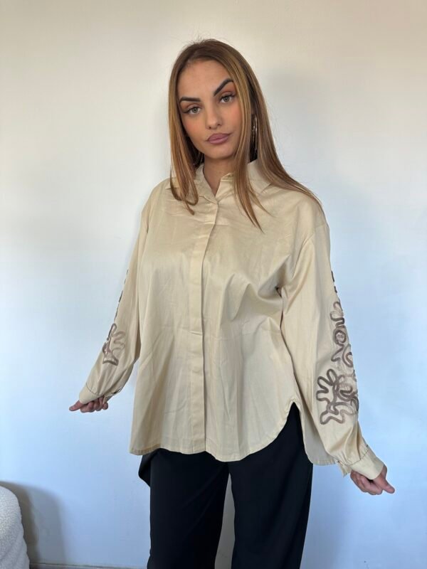 Chemise beige brenda – Image 2